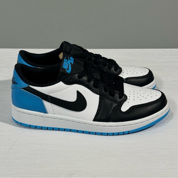 The Jordan 1 Retro Low OG Black Dark Powder Blue (Women's) 8.5W/7M BRAND NEW!! - Picture 9 of 9
